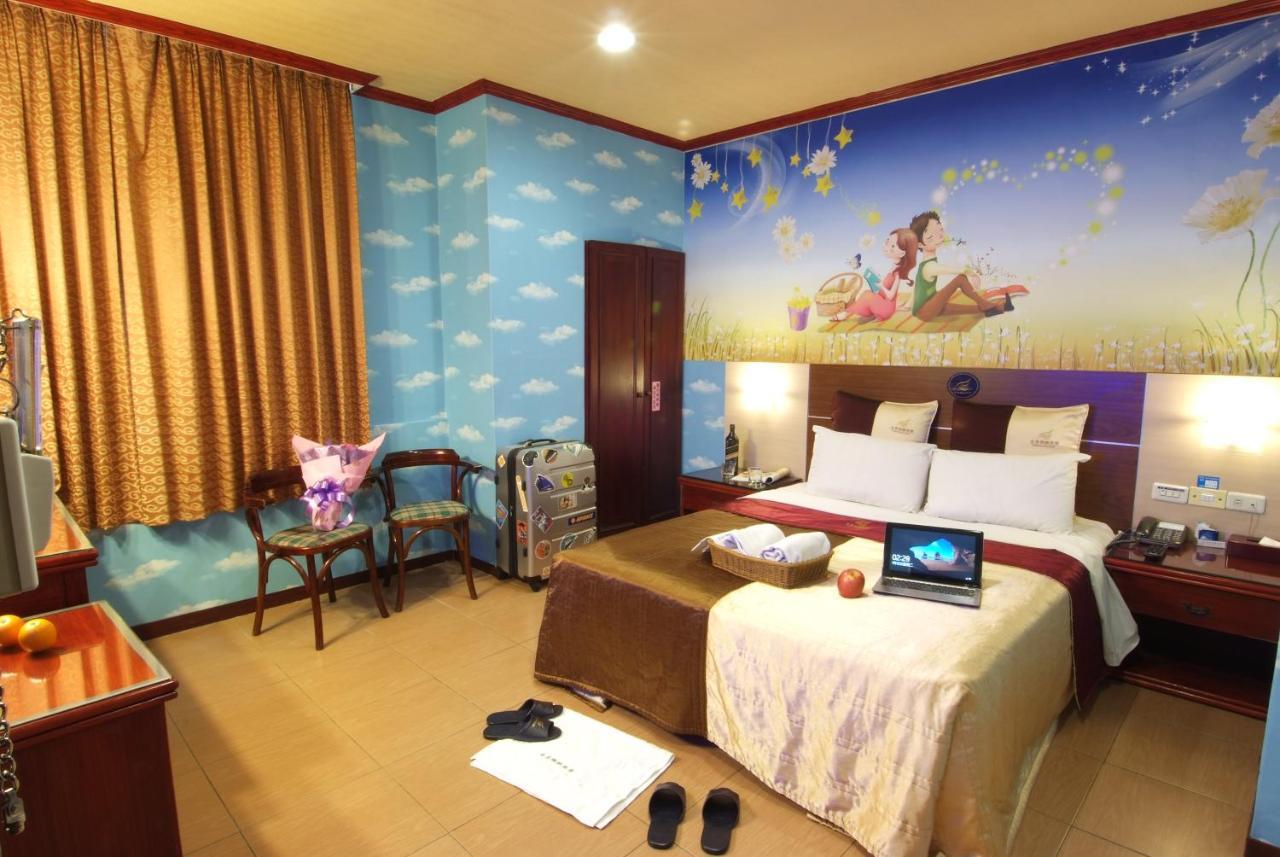 Golden Swallow Hotel Hsinchu by Eksteriør bilde